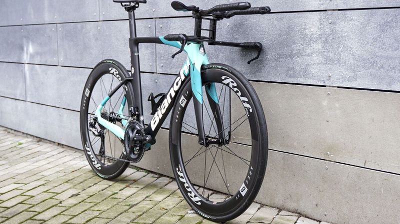 Bianchi Aquila / Di2/ Watt