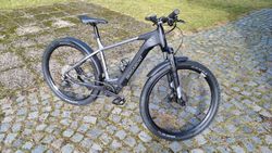Prodám E-bike Bergamont E-Revox Sport 2022, baterie 625 Wh, vel. rámu XL
