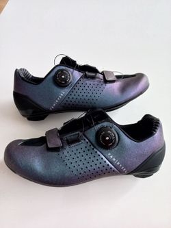 Cyklistické tretry VAN RYSEL Roadr 520 fialové