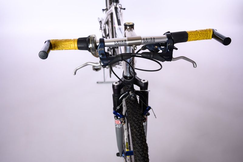 Cannondale Killer V 900 horské kolo, 1994, velikost M, v perfektním stavu, po servisu