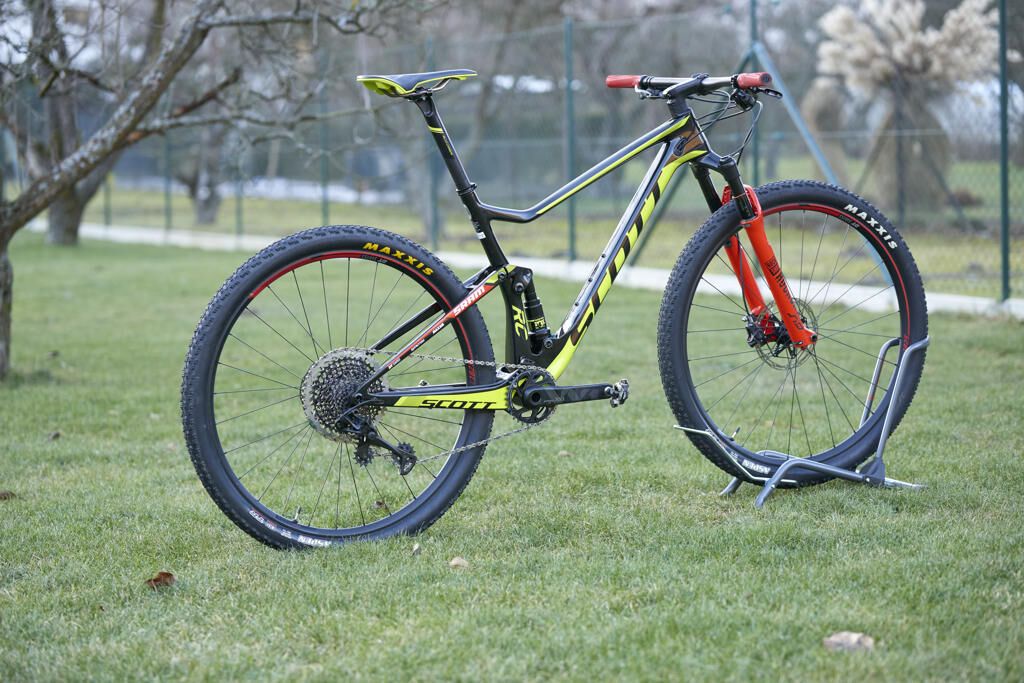 Scott spark sales rc 900 cena