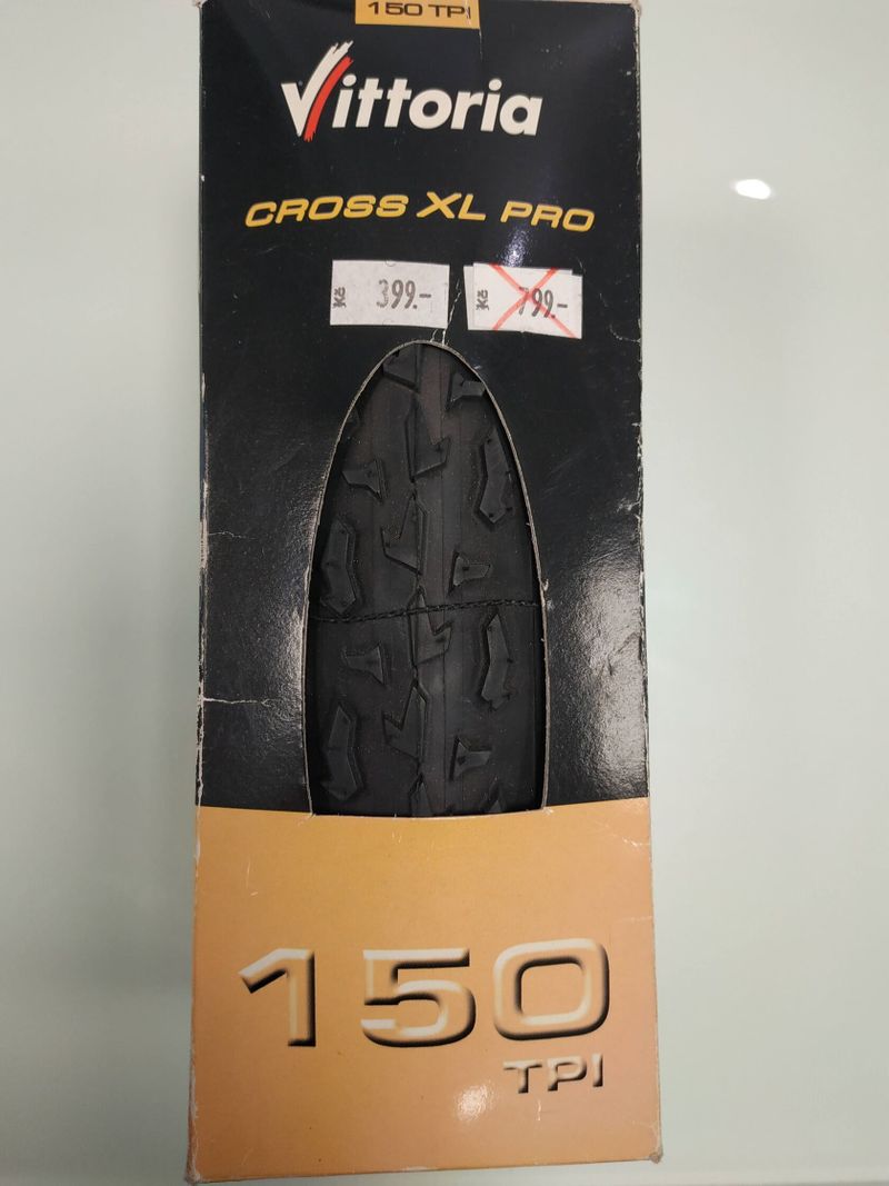  Vittoria Cross XL Pro II 622-33