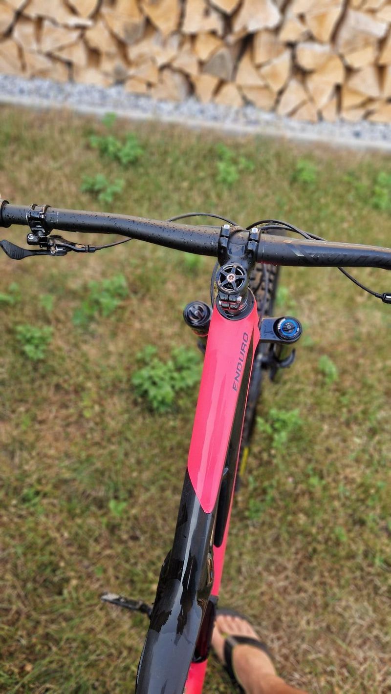 Specialized Enduro Elite 27,5 Carbon Pink