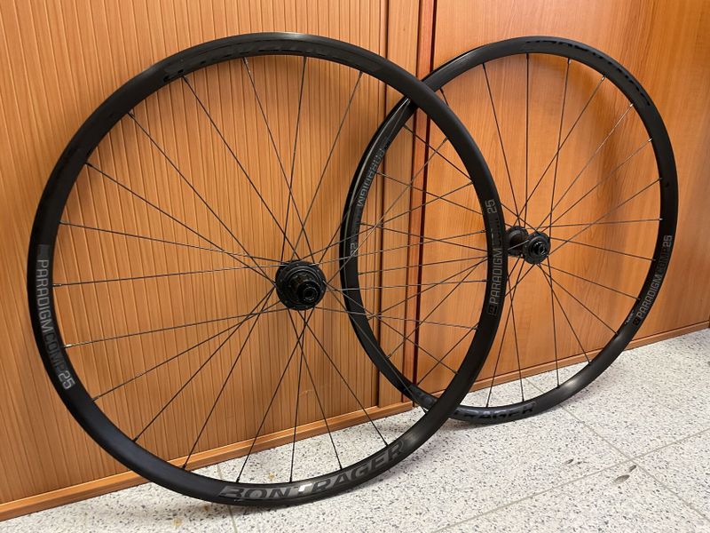 Kola Bontrager Paradigm Comp 25 TLR Disc