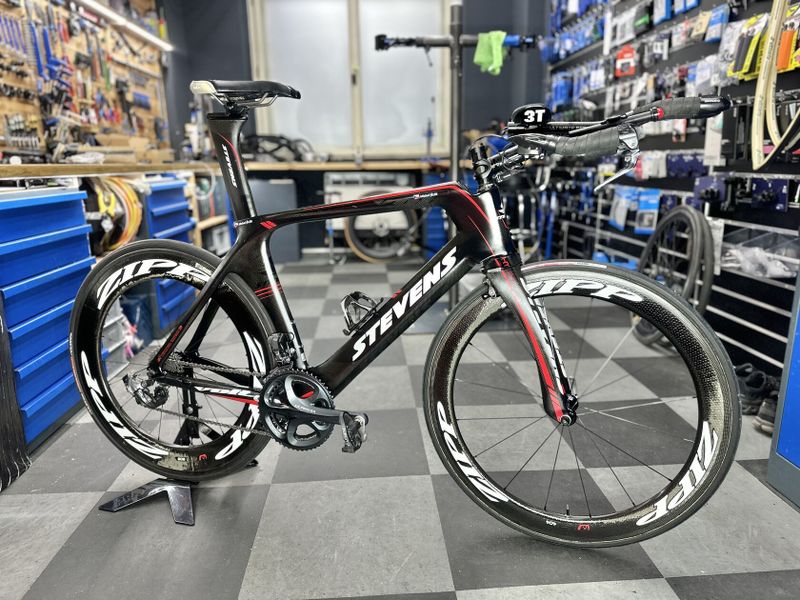 Stevens Volt na časovku a triatlon | Ultegra Di2 10 speed | ZIPP 808 / 404 | Garmin Vector | 3T