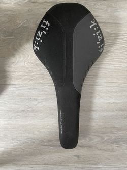 Fizik Antares R5