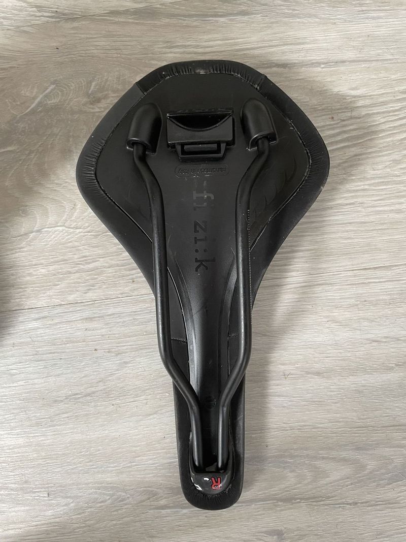 Fizik Antares R5