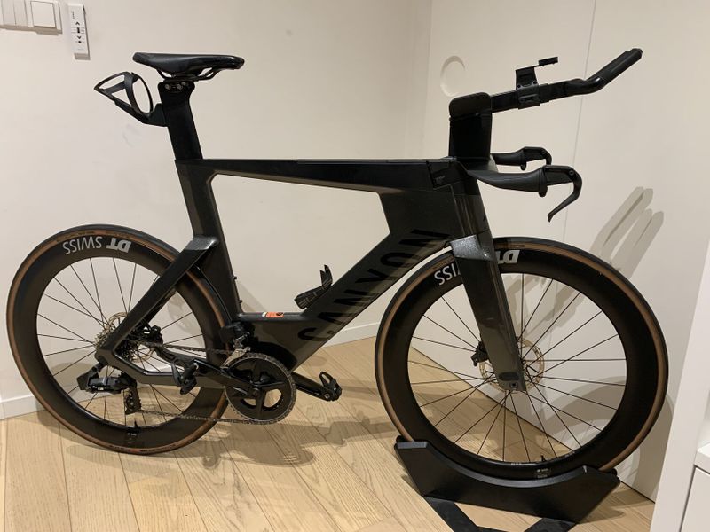 Canyon Speedmax CF SLX 7 Sram Rival 12sp., kola DT Swiss