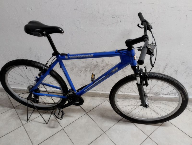 Starší renovované jízdní kolo horské - MTB pánské 26" Mongoose Tyax