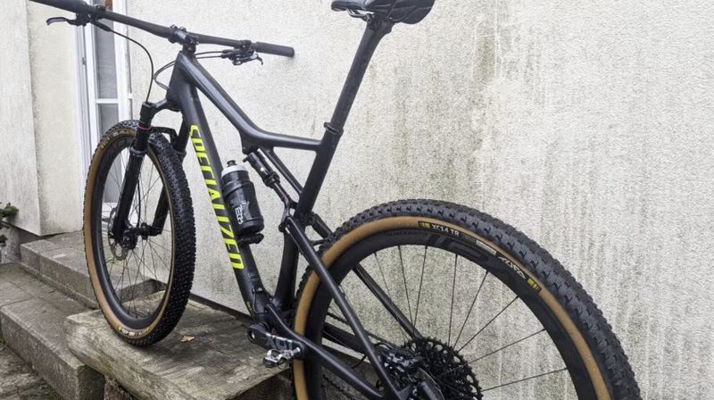 Specialized Epic Expert vše v karbonu SLEVA