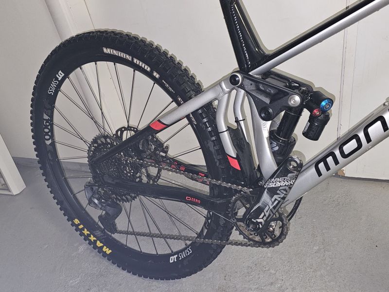 Mondraker Superfoxy R 2021