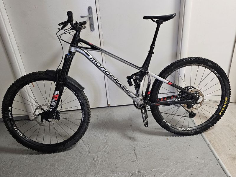 Mondraker Superfoxy R 2021