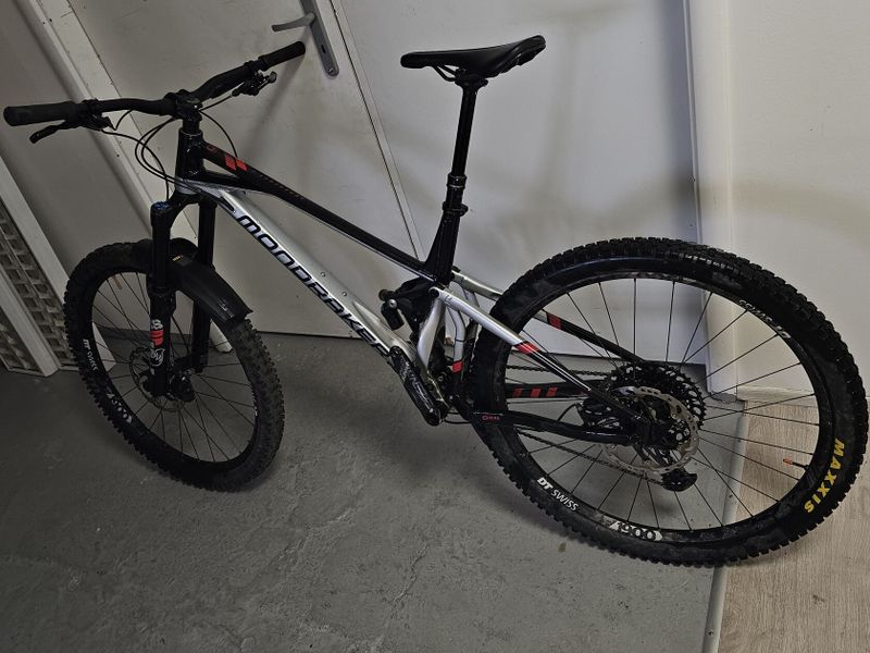 Mondraker Superfoxy R 2021