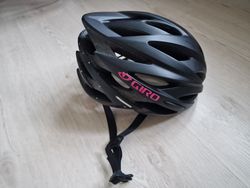 Giro dámská MTB helma