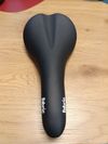 Sedla Fabric scoop, Selle Royal SETA 