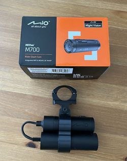 Kamera MIO M700 na kolo (motorku) včetně powerbanky.
