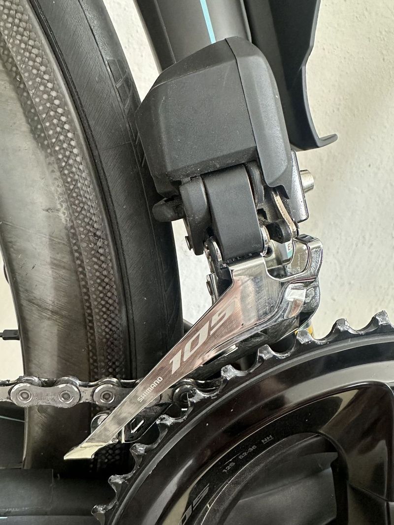 Přesmykač Shimano 105 Di2 12s FD-7150