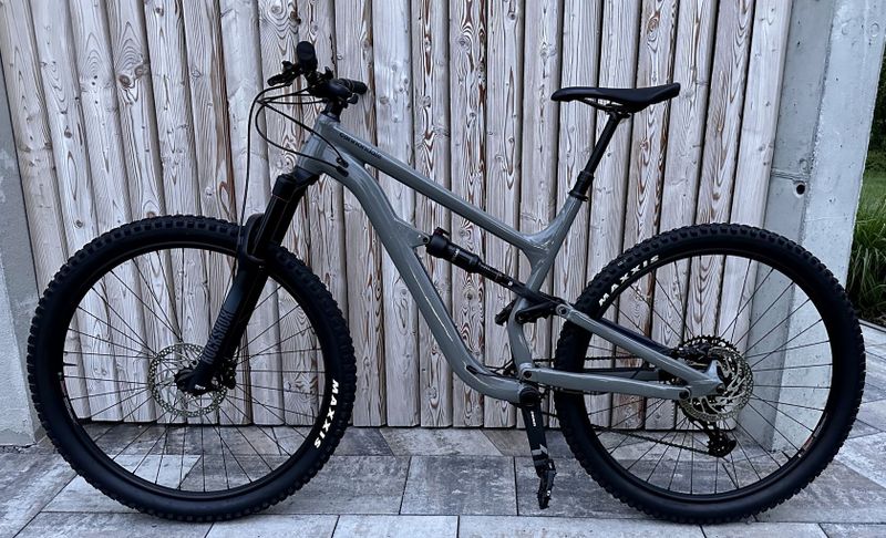 Nové neježděné kolo Cannondale Habit 4 2022 L