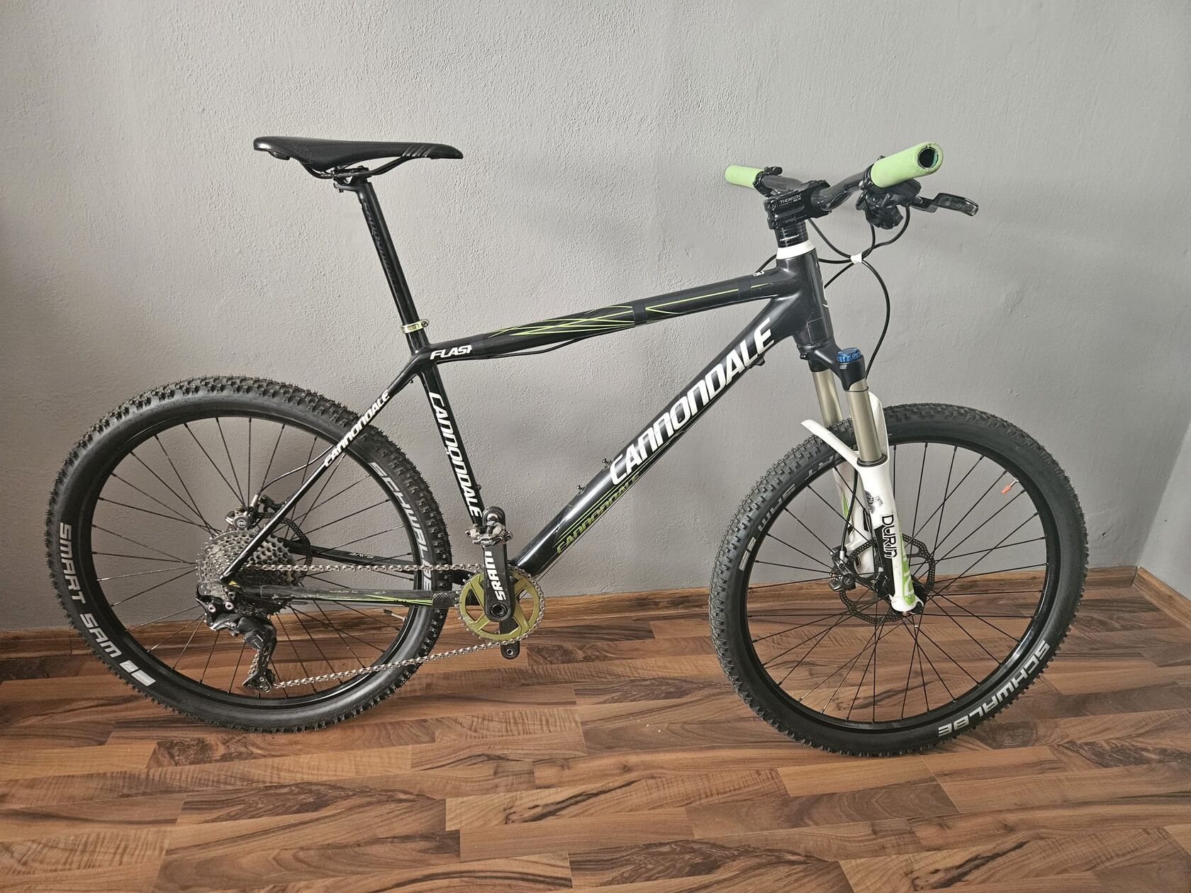 CANNONDALE FLASH - karbon