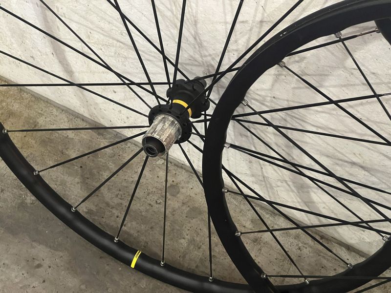 Mavic Ksyrium Elite UST Shimano disc