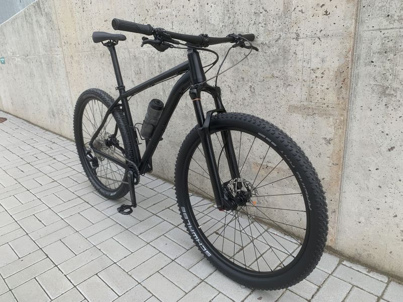 Zakázkově stavěné 29” MTB kolo, Shimano Deore 1x12, rám 19"