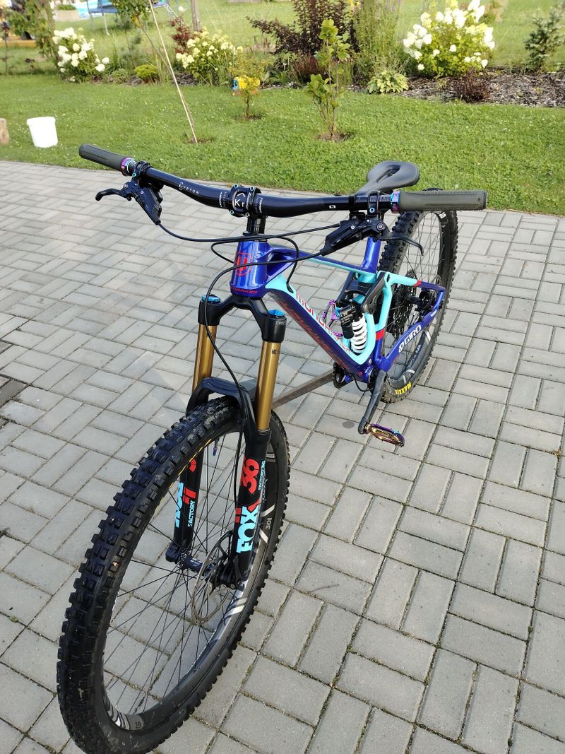 Mondraker superfoxy RR