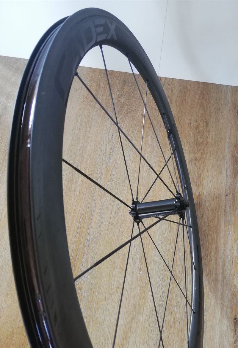 Cadex 42 Tubeless 