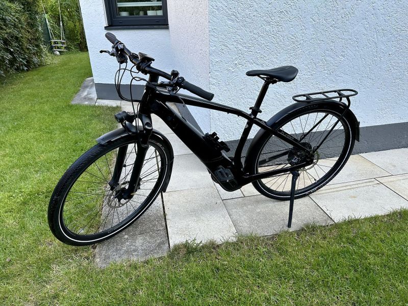 Specialized Turbo Vado 5.0, v záruce, přehazovačka Shimano XT, baterie 600 Wh