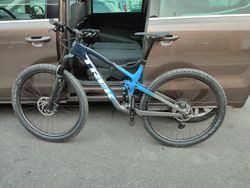 TREK Top Fuel 9.7 Blue Smoke