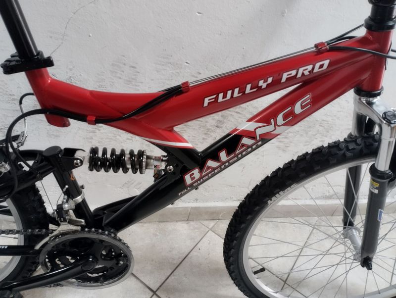 Starší renovované jízdní kolo horské - MTB pánské 26" Balance Fully Pro