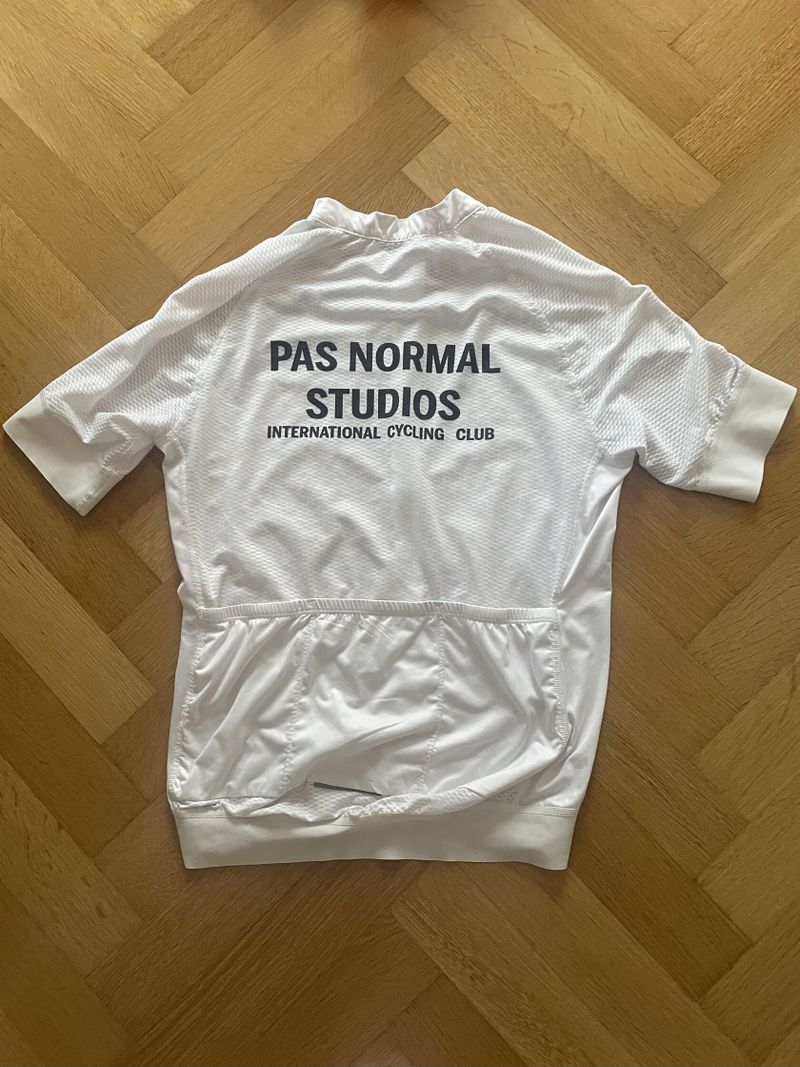 Dres PAS NORMAL STUDIOS vel. S