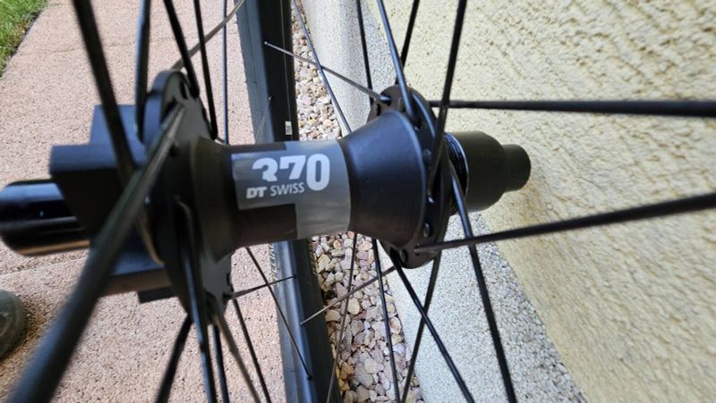 Roval Traverse Alloy 350 6B