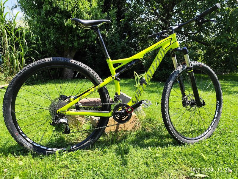 Specialized Epic Comp 2014 - FSR - celoodpružené - velikost M