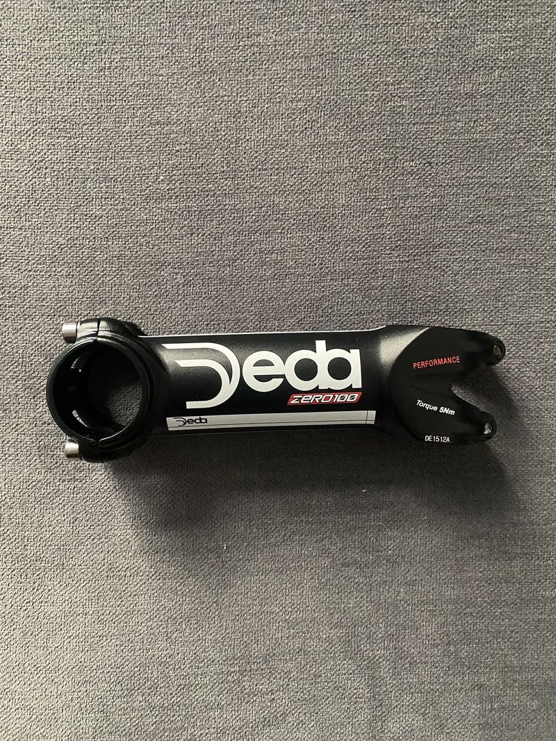 Deda elementi zerou 100