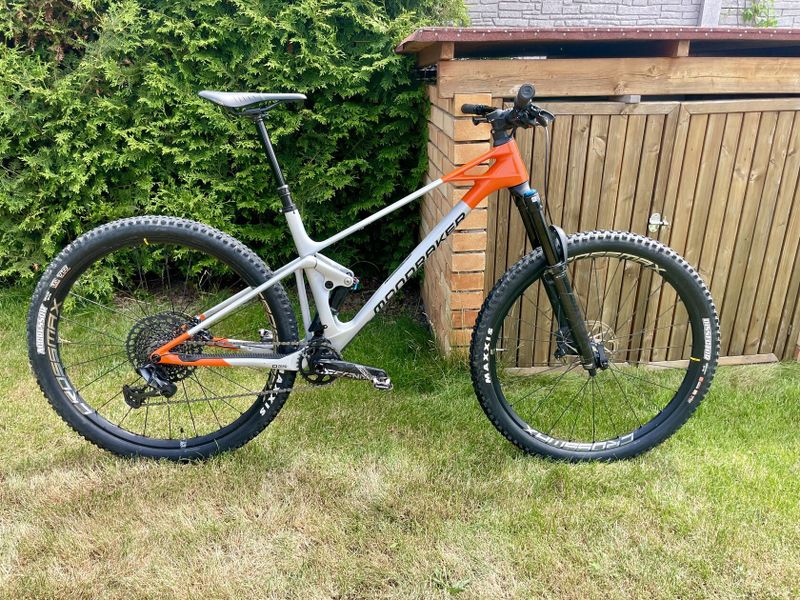 MONDRAKER RAZE CARBON R, 2023, velikost L