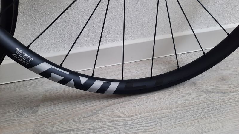 karbon set zapletených kol Rodi 29" MTB