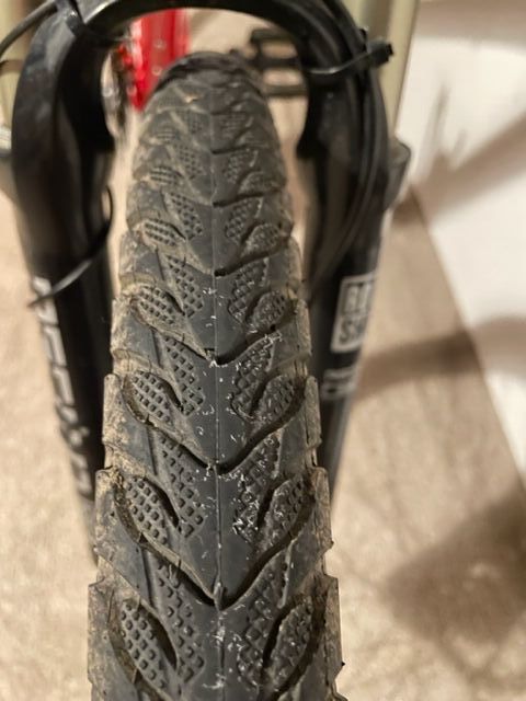 Dívčí kolo Specialized Rockhopper Comp velikost 17"