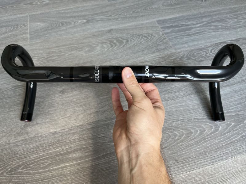 Silniční řídítka Bontrager Pro IsoCore VR-SF 42 cm