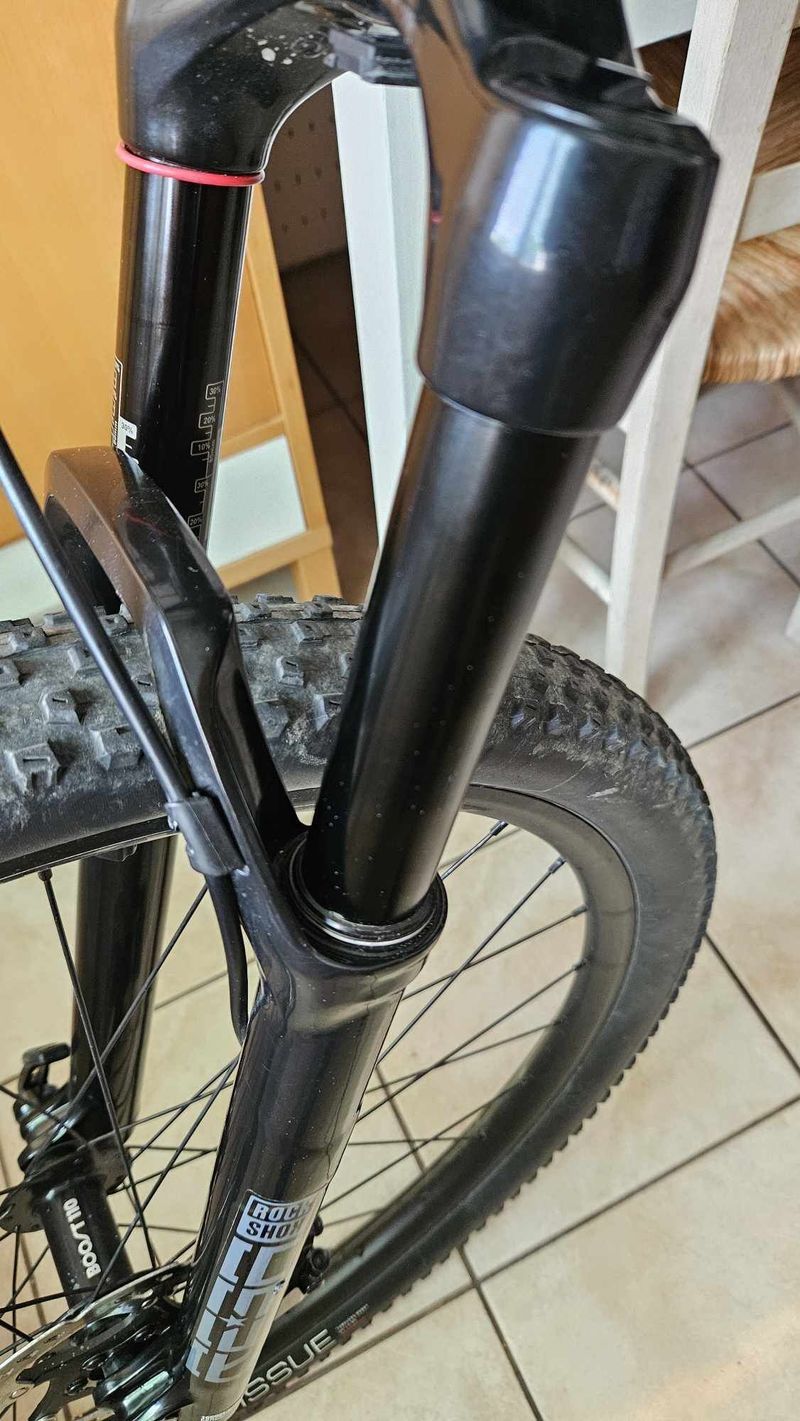 Rock Shox Reba RL -120mm 29´ 15x110mm taper OneLoc A9