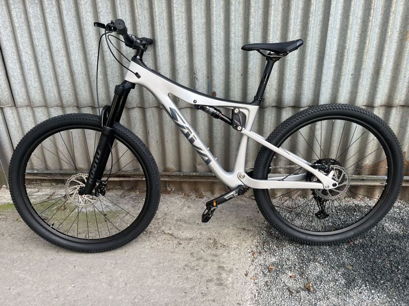 KARBONOVÉ MTB FULL SAVA BRUNI 29 6.0, VEL. M/17"