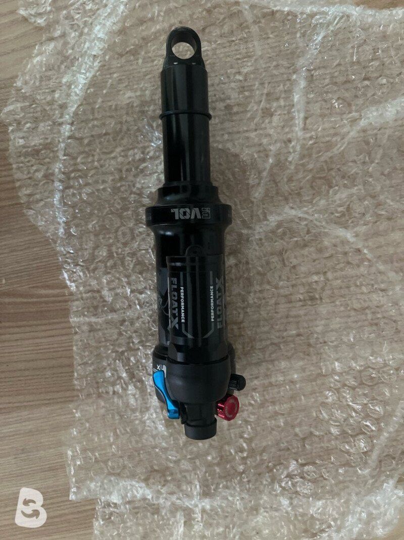 FOX Float X Performance 2-Position EVOL LV Rear Shock