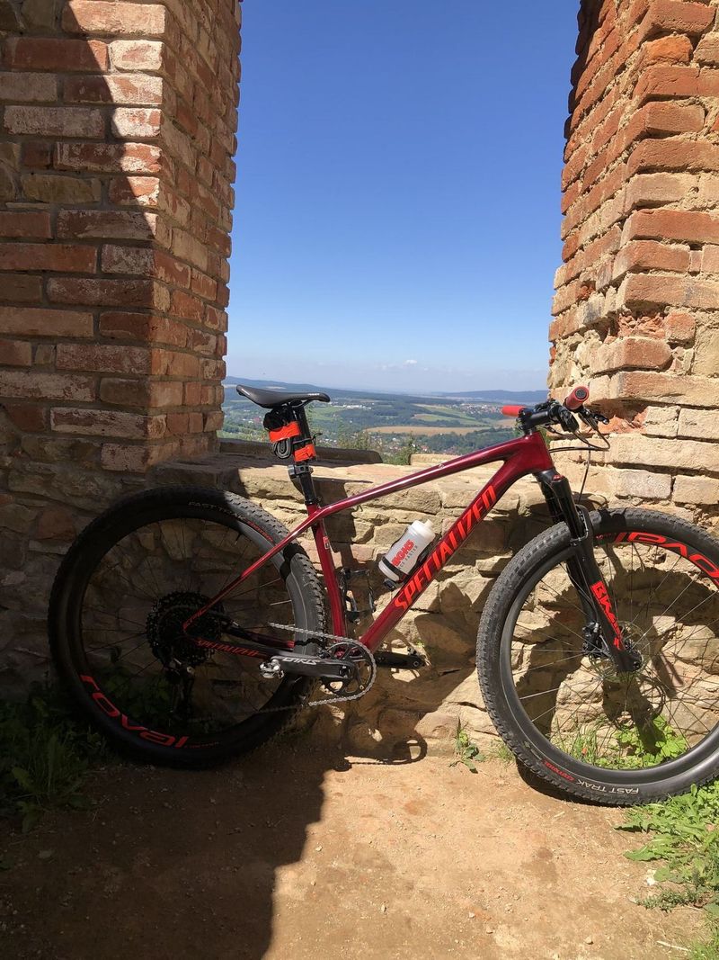 Specialized expert ht 2020 