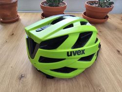 Cyklistická helma Uvex (vel. 52 - 57 cm)