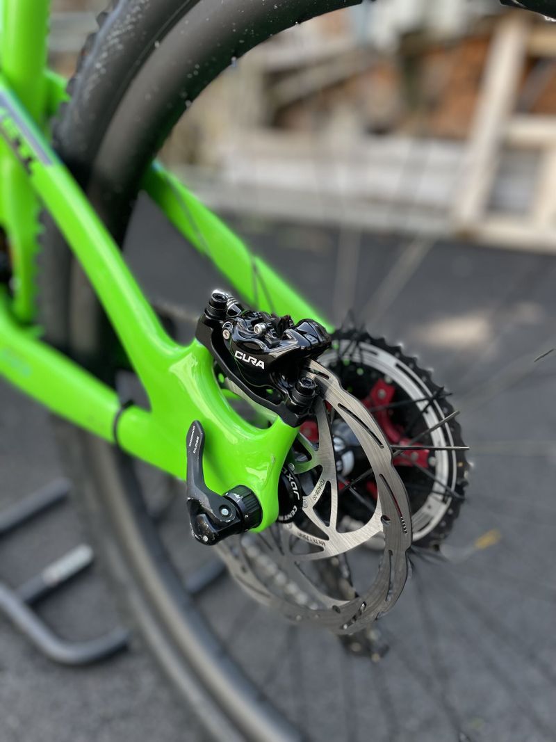 Yeti sb6c öhlins podvozek