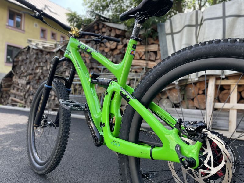 Yeti sb6c öhlins podvozek