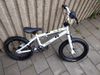 S’COOL XtriX mini 16 Dětské BMX kolo bílé / zlaté 