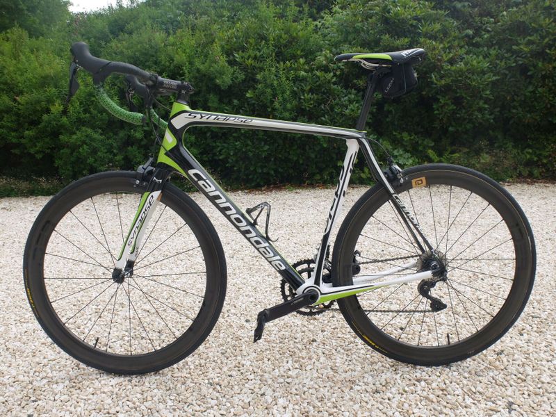 Krásný Cannondale Synapse HI-Mod Shimano plus dvě sady kol