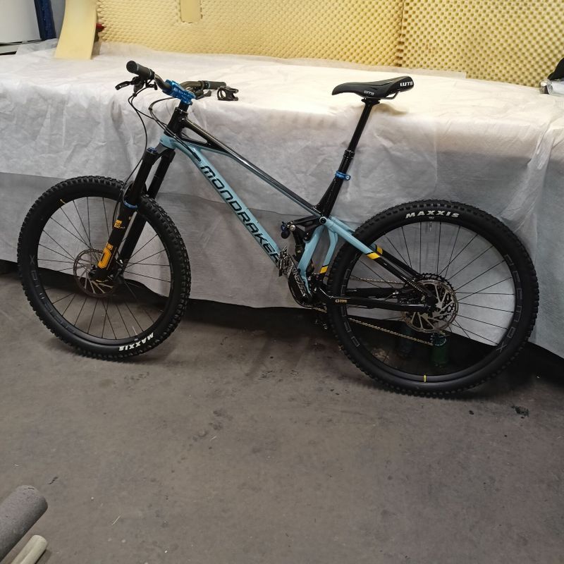 Mondraker superfoxy r 