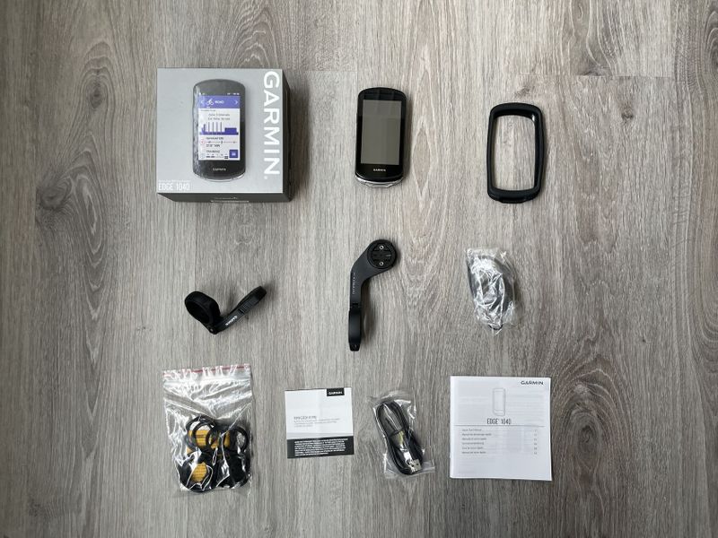 Garmin Edge 1040 + příslušenství