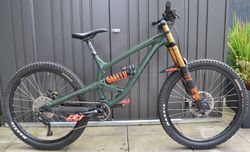 Prodávám kolo Commencal Furious